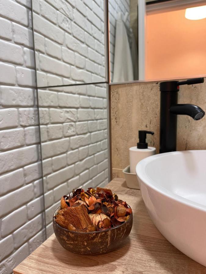 Oasis Luxury Apartment Near Presidential Palace Bucarest Esterno foto